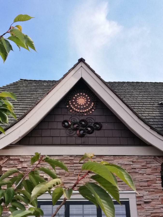 Sunny Island By White Rock B&B Exterior photo